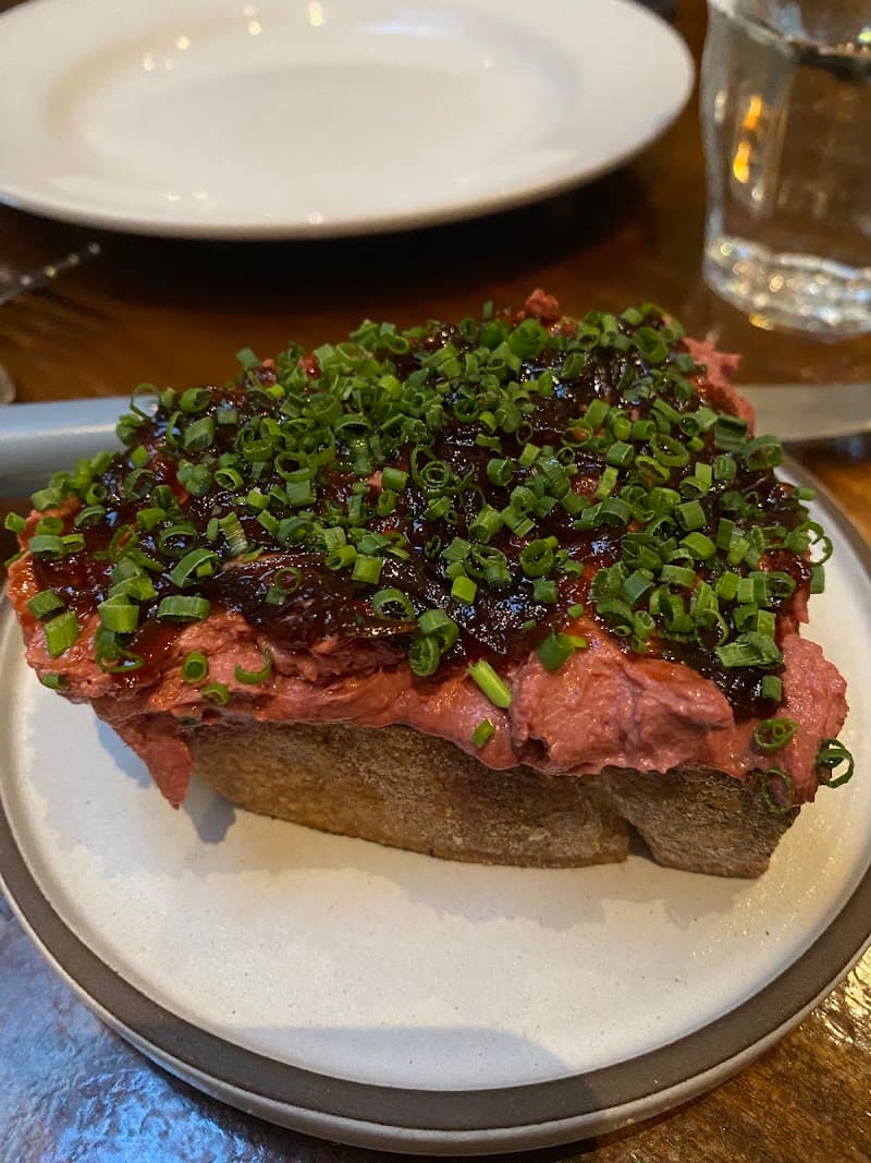 Animal Restaurant interior and dining atmosphere 3