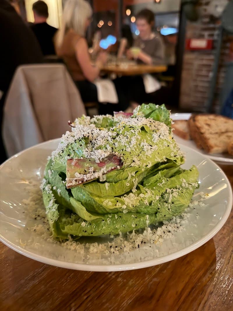 Bestia interior and dining atmosphere 3