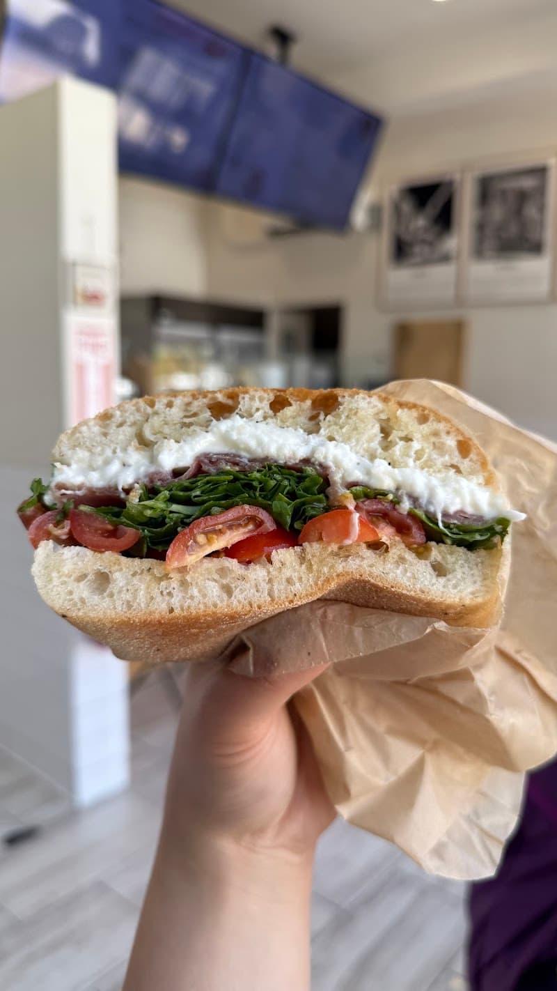 Burrata House interior and dining atmosphere 5