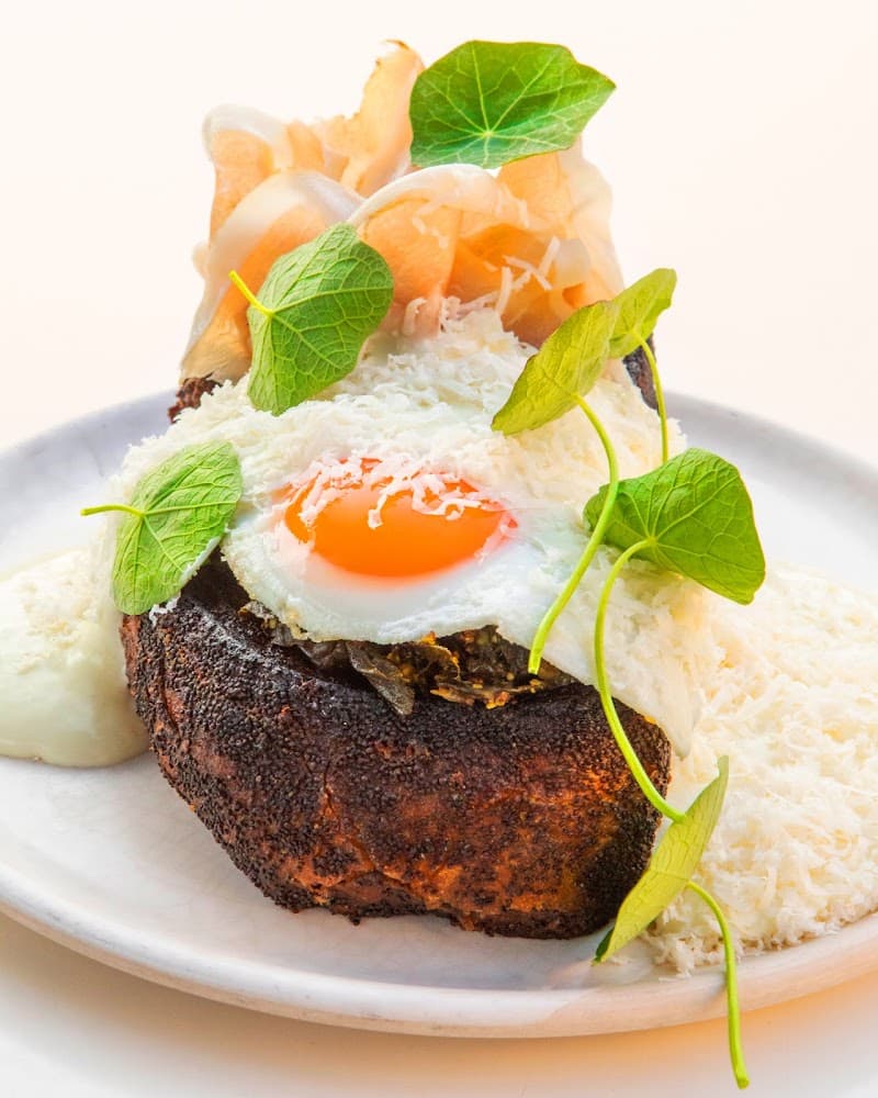 Destroyer interior and dining atmosphere 2