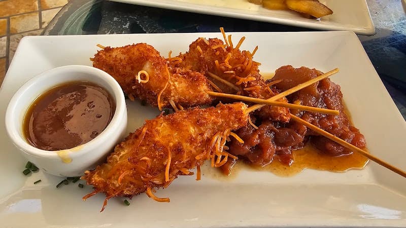 Geoffrey's Malibu interior and dining atmosphere 2