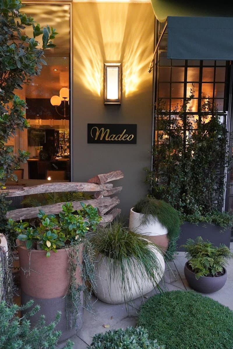 Madeo Ristorante interior and dining atmosphere 3