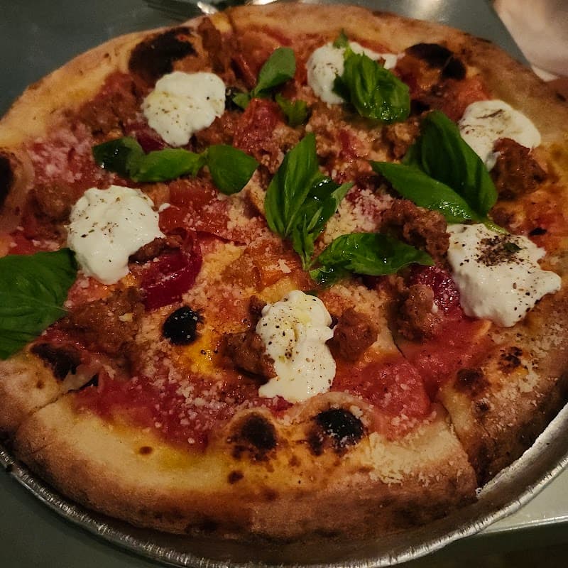 Osteria La Buca interior and dining atmosphere 4