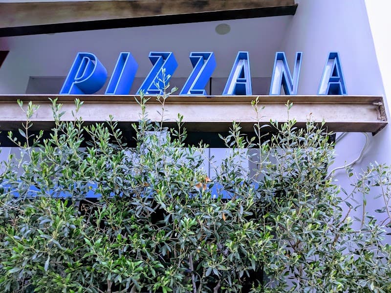 Pizzana restaurant