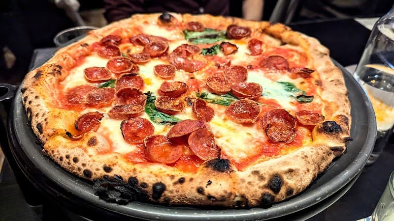 Pizzana interior and dining atmosphere 5