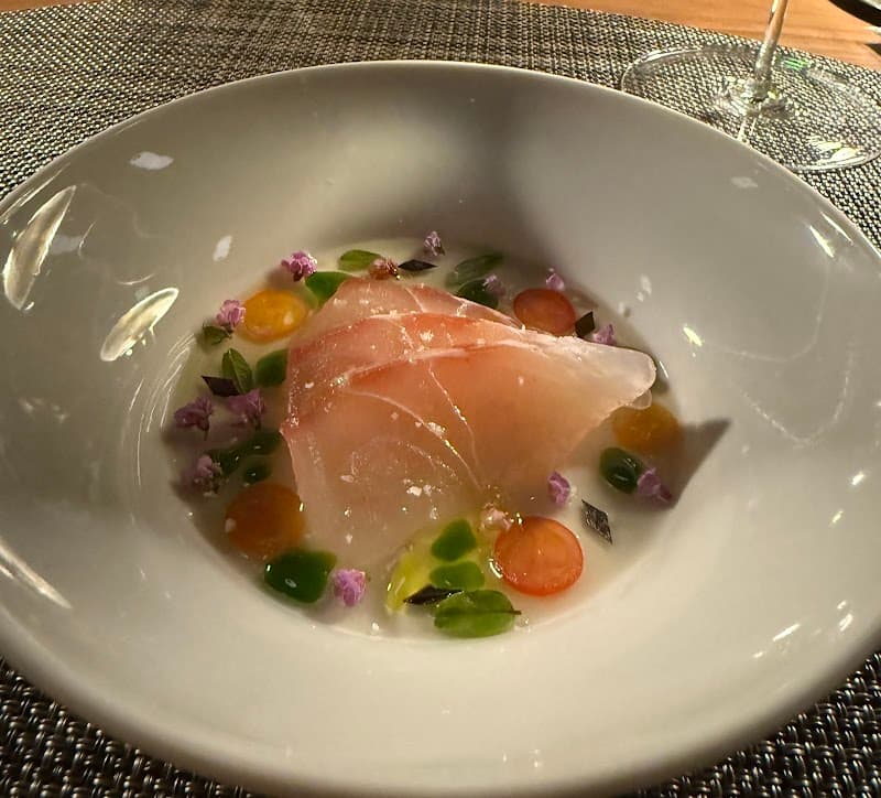 Providence interior and dining atmosphere 5