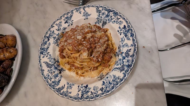 Rossoblu DTLA interior and dining atmosphere 5