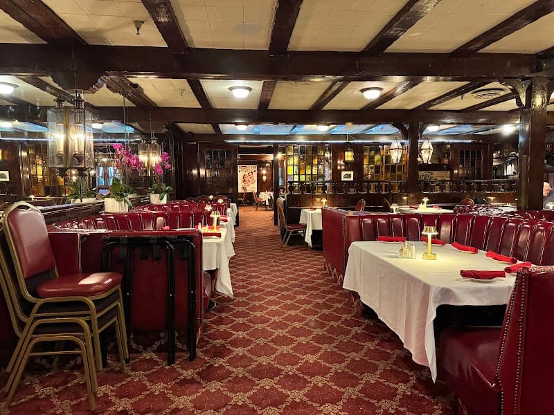 Smoke House Restaurant interior and dining atmosphere 2