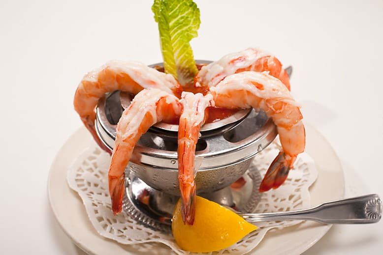 Smoke House Restaurant interior and dining atmosphere 3