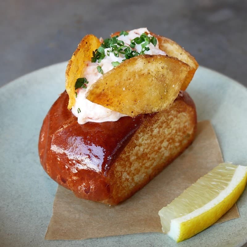 Son of a Gun interior and dining atmosphere 2