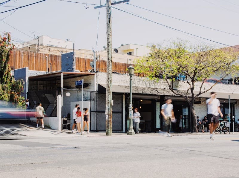 Sqirl interior and dining atmosphere 3