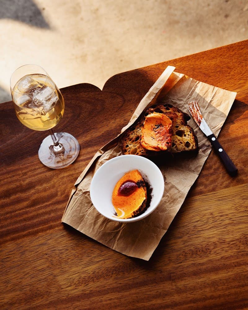 Sqirl interior and dining atmosphere 5