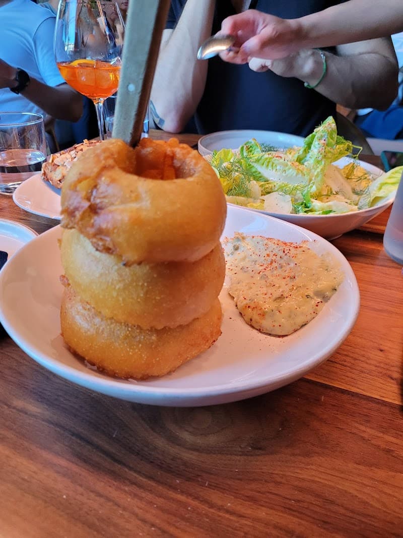 Tesse Restaurant interior and dining atmosphere 3