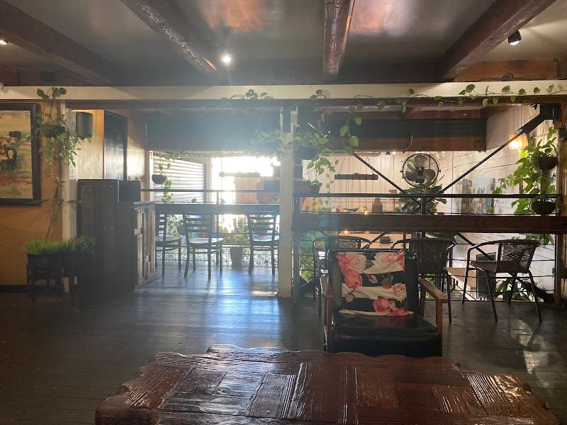 The Cow's End Cafe interior and dining atmosphere 4