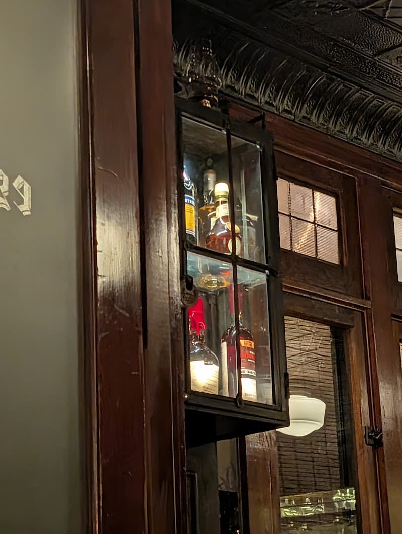 The Raymond 1886 interior and dining atmosphere 5