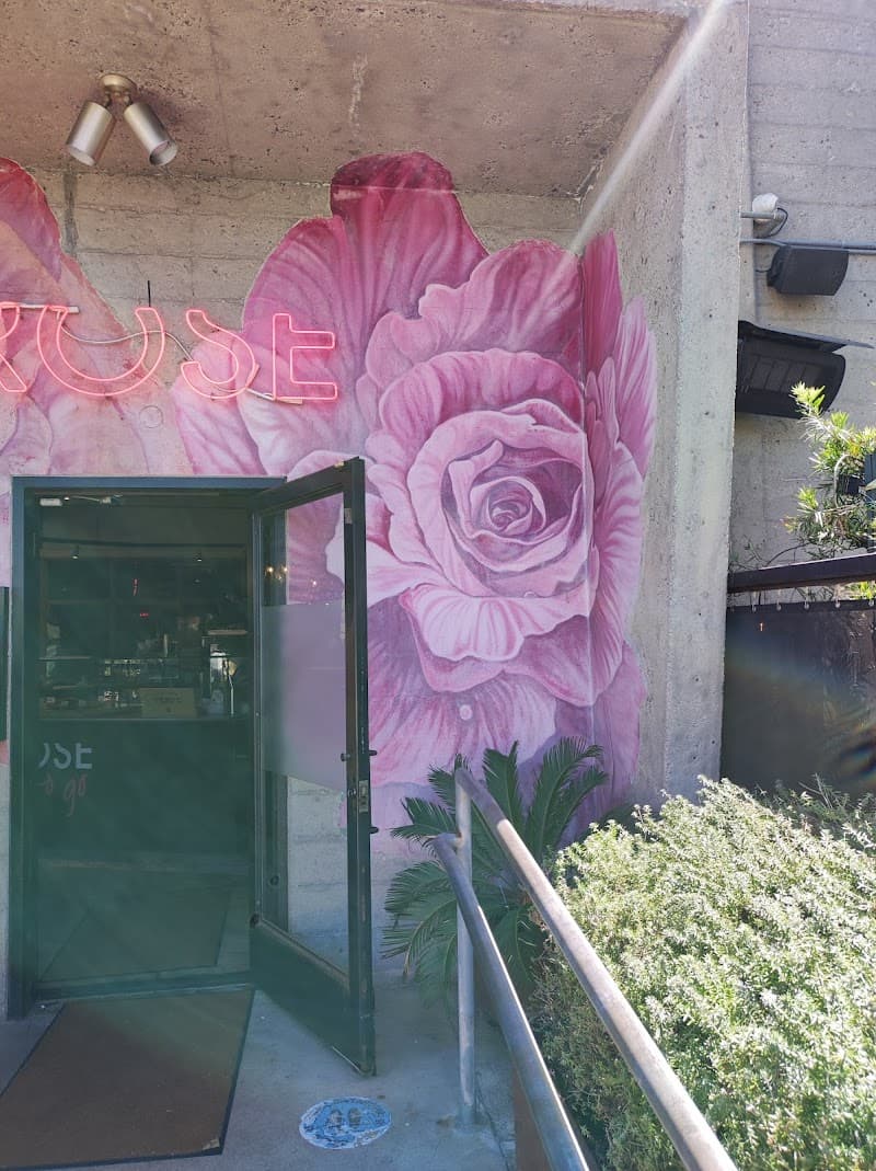 The Rose Venice interior and dining atmosphere 4