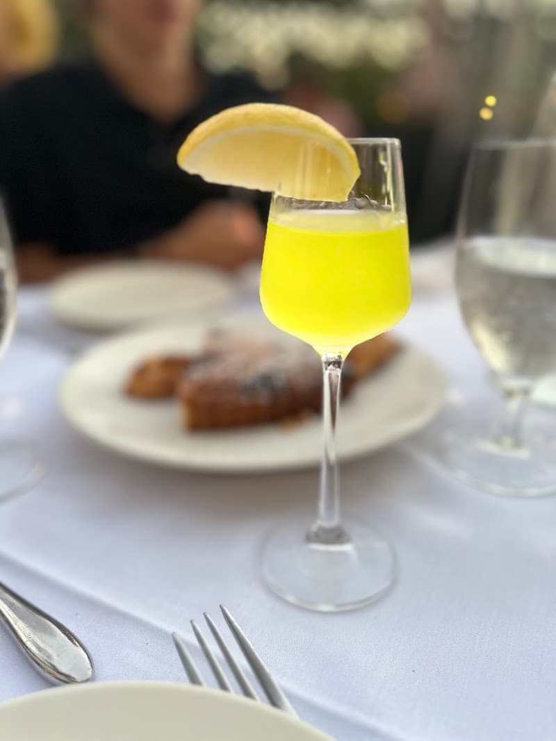 Toscana Brentwood interior and dining atmosphere 5